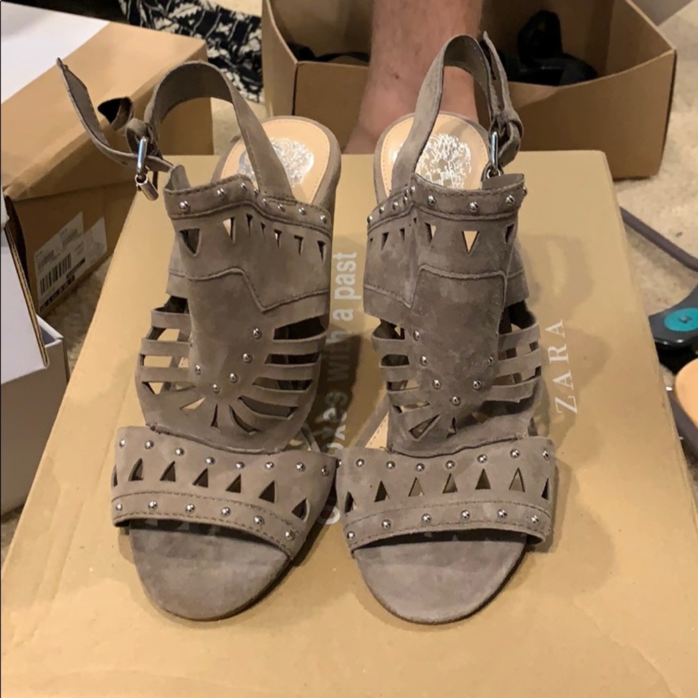 Vince Camuto grey wedges never worn